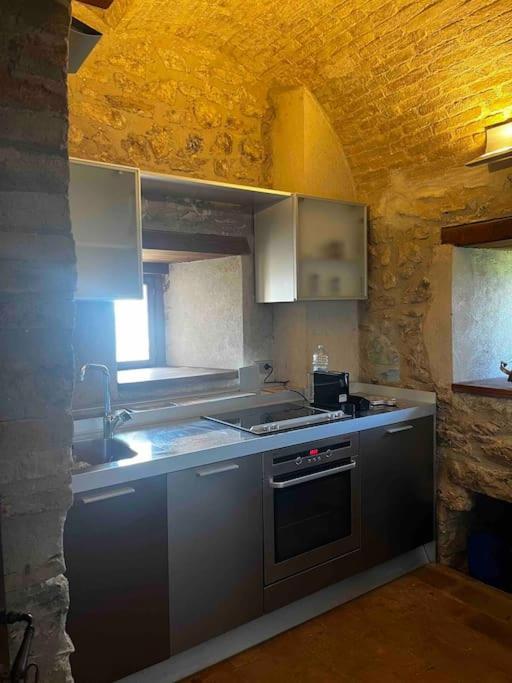 Medieval Tower In Umbria With Swimming Pool Montelagello Bagian luar foto