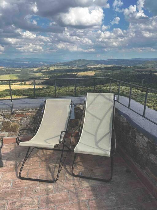 Medieval Tower In Umbria With Swimming Pool Montelagello Bagian luar foto