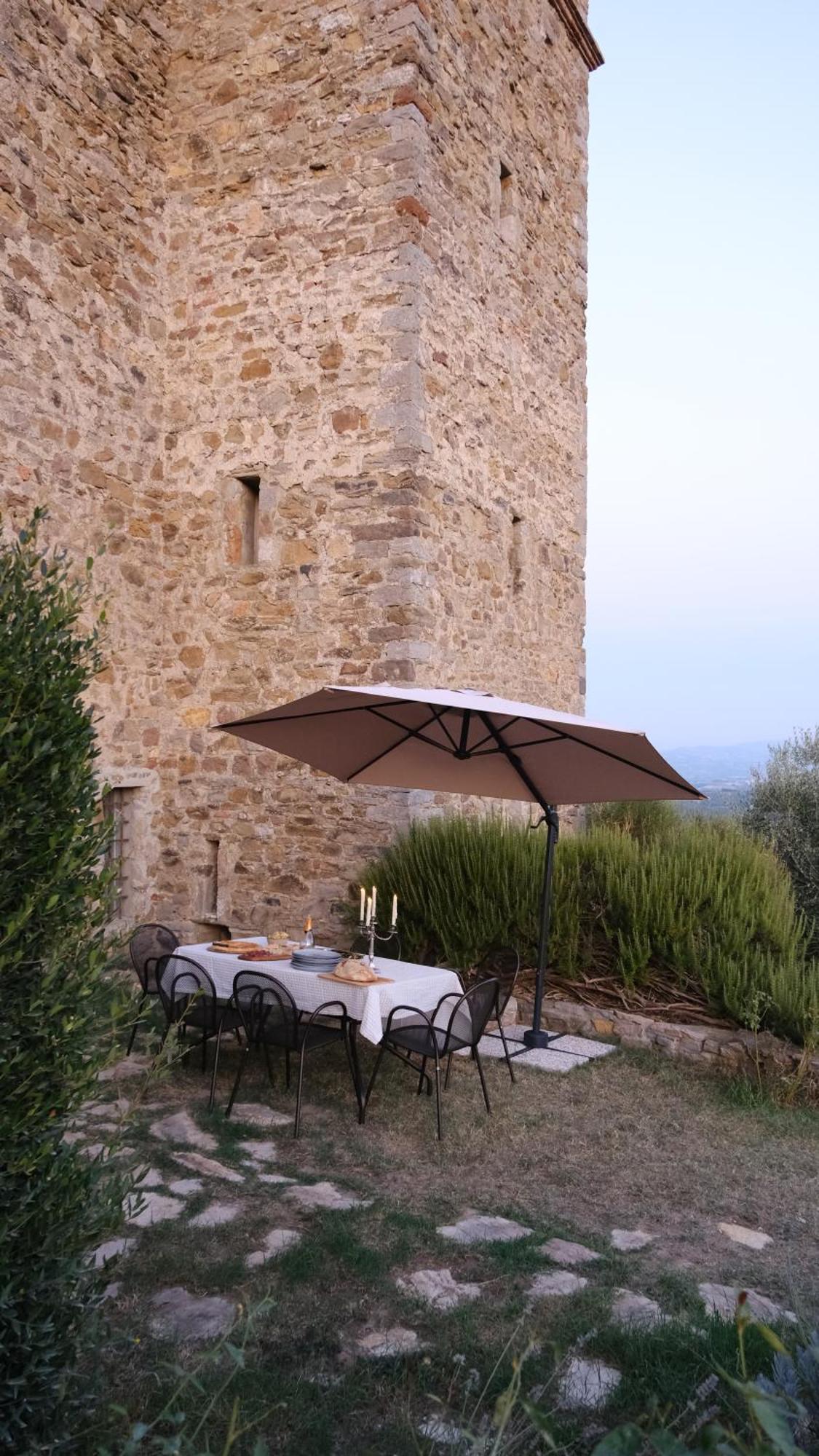 Medieval Tower In Umbria With Swimming Pool Montelagello Bagian luar foto